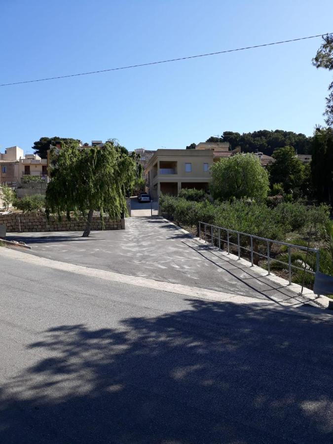 A Due Passi Dal Molino Apartment Valderice Exterior photo