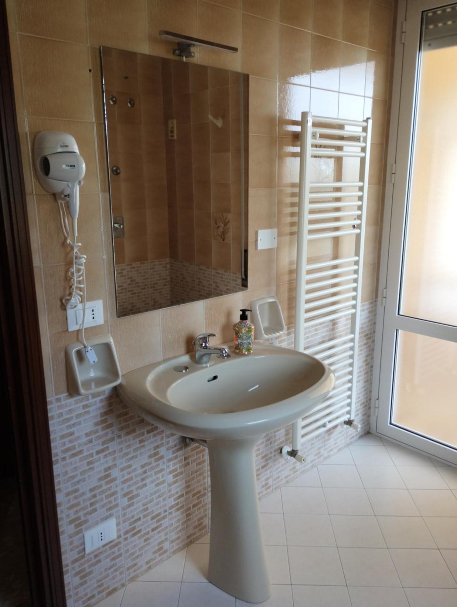 A Due Passi Dal Molino Apartment Valderice Exterior photo