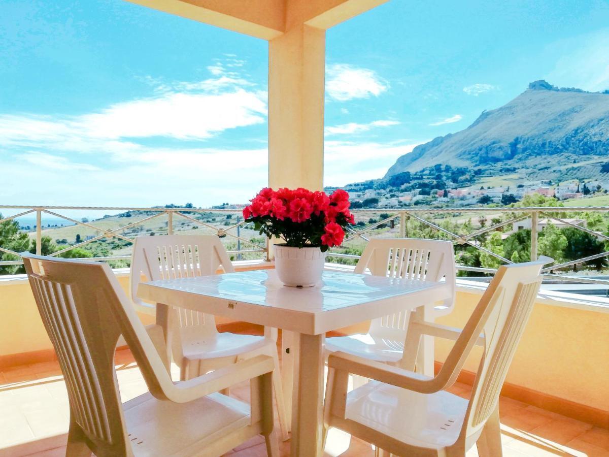 A Due Passi Dal Molino Apartment Valderice Exterior photo